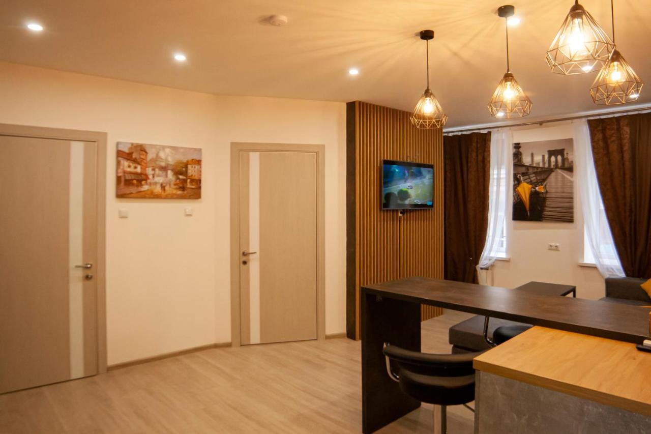 Ultra Lux 3 Rooms Apartment Near Arena City Киев Екстериор снимка